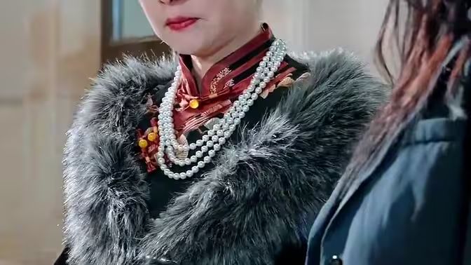 셩 씨는 매일 아버지와 아들로부터 보상을 받는다 - 온 도시가 보상받는다: 아빠, 저 사람은 내 엄마야