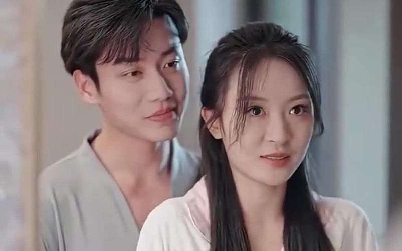 귀여운 보물은 엄마들이 쫓도록 설득하기가 어렵다