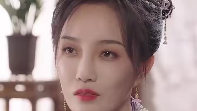 공주는 아들과 함께 돌아왔고, 왕자는 버릇없이 자랐다